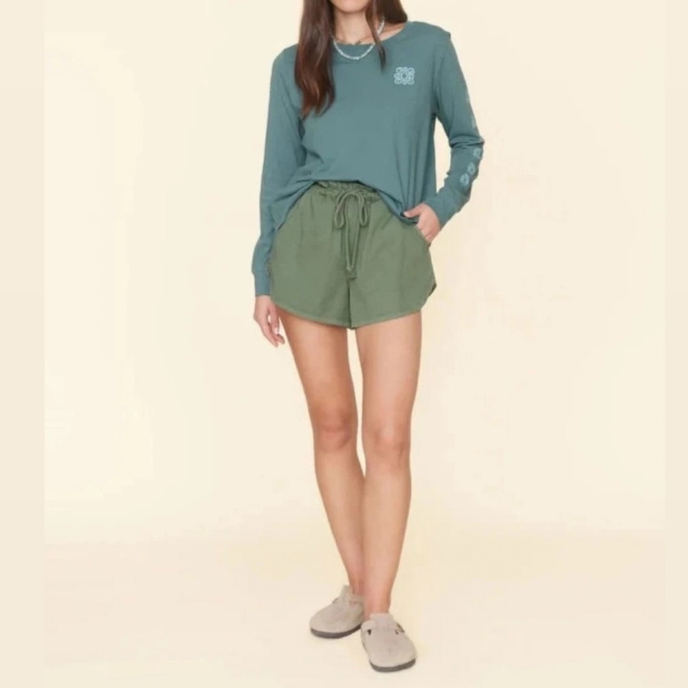 Xirena Wesley Short - Hazel